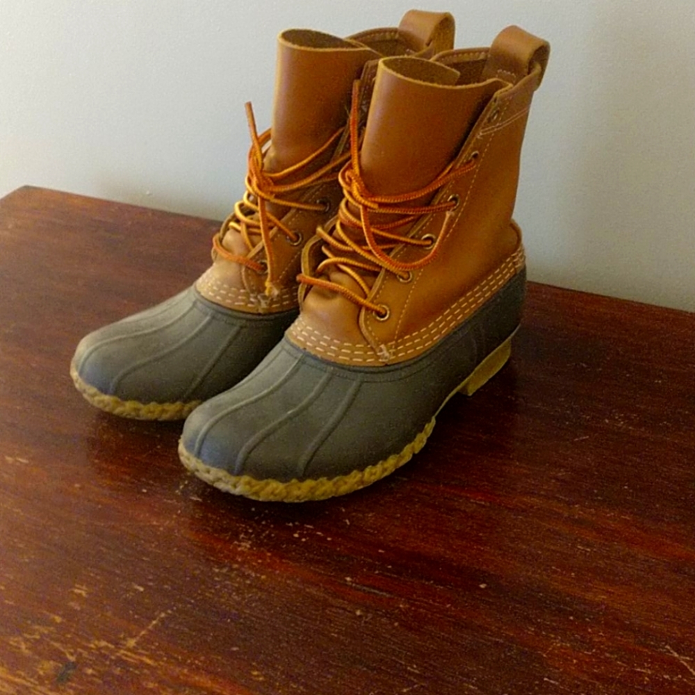 LL Bean duck boots size 6